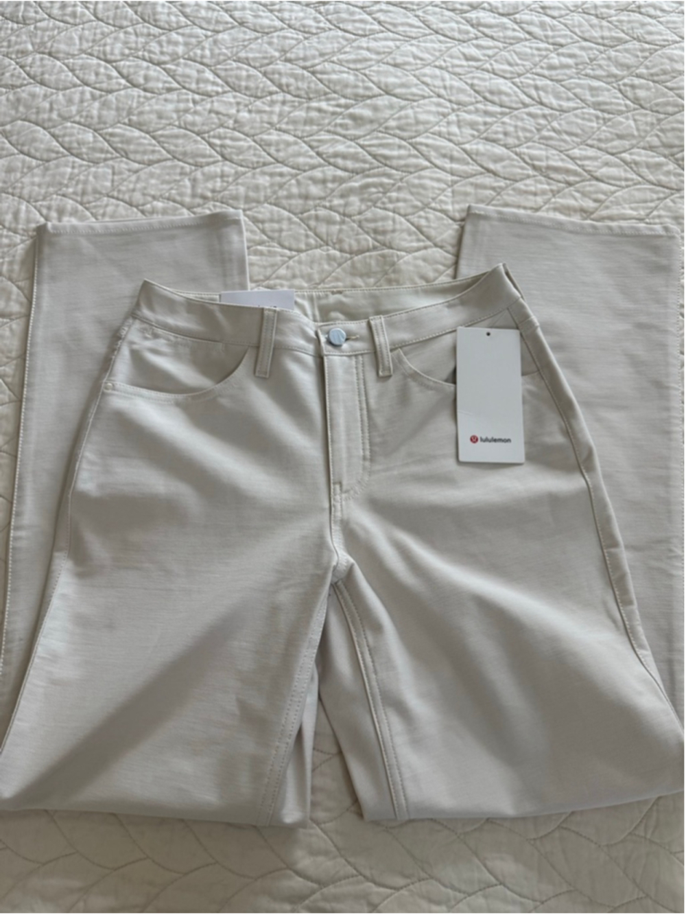 Lululemon EasyFive Mid-Rise Straight Leg Pants 31 Beige NWT - Picture 2 of 7